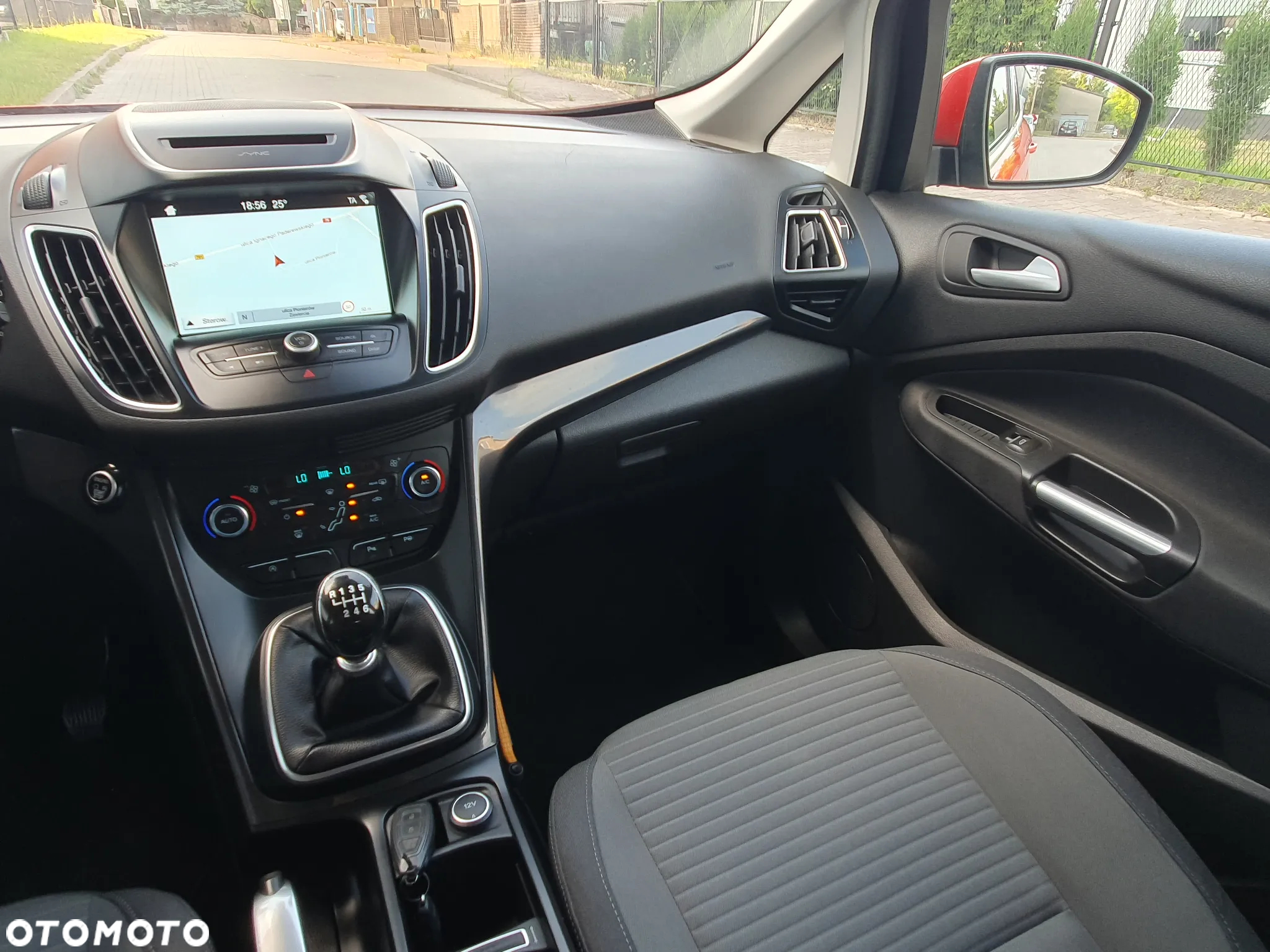 Ford C-MAX 1.5 TDCi Start-Stop-System Sport - 26