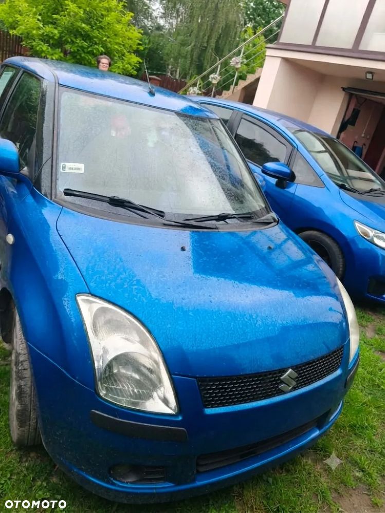 Suzuki Swift - 1
