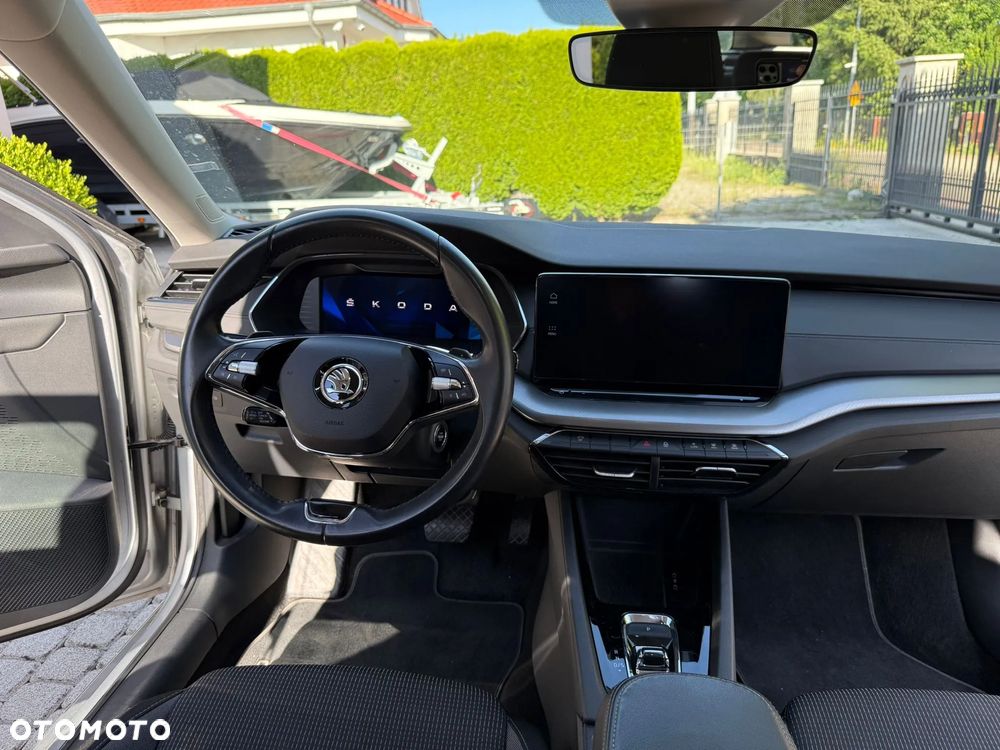 Skoda Octavia 2.0 TDI DSG Ambition - 10