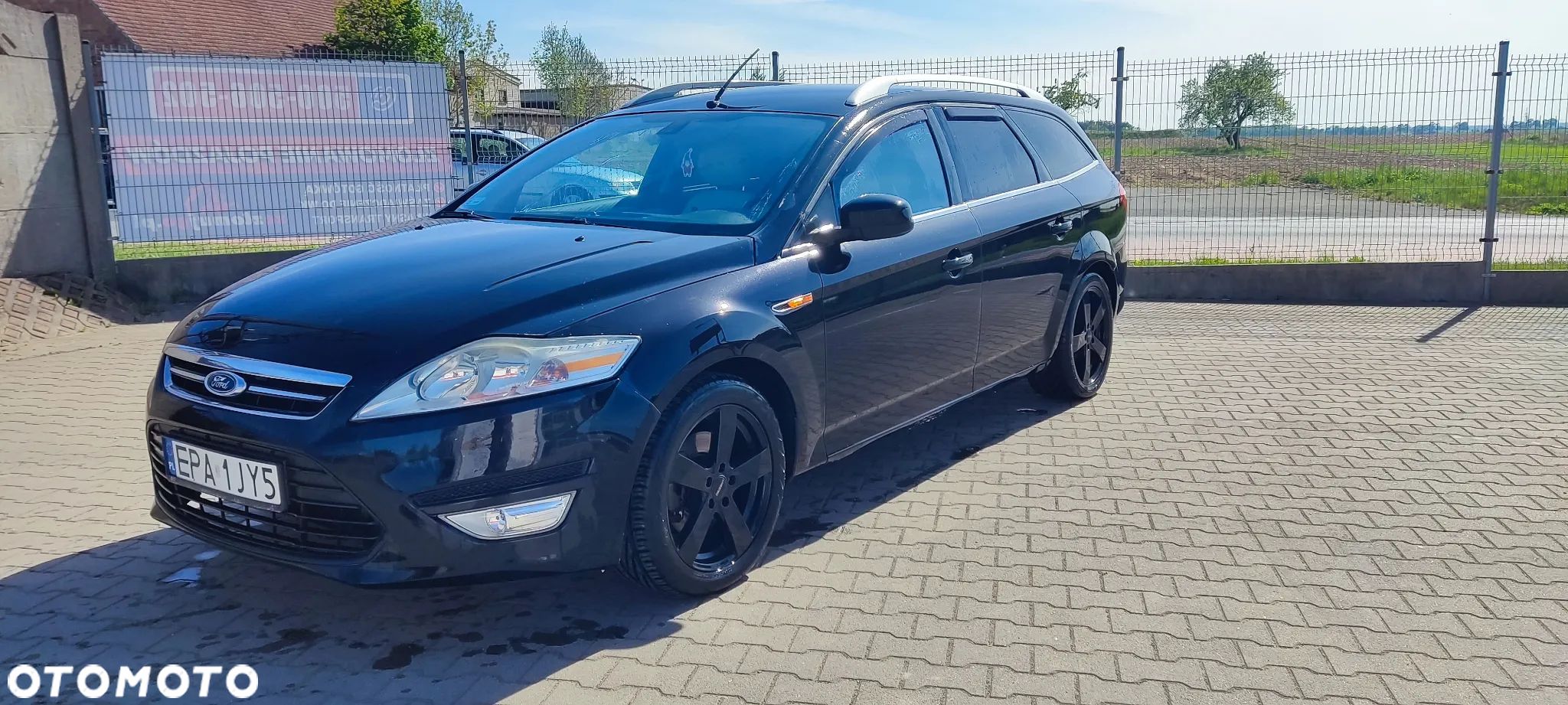Ford Mondeo 2.0 Turnier Ghia - 1