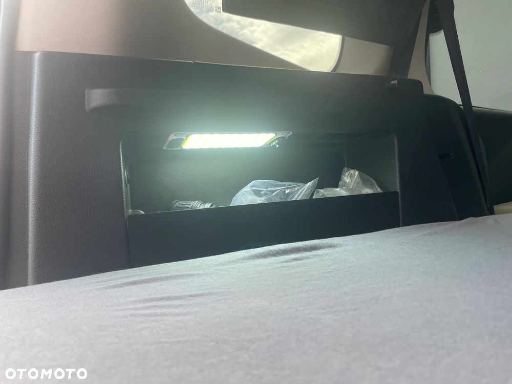Ford Tourneo Courier 1.0 EcoBoost Titanium - 9