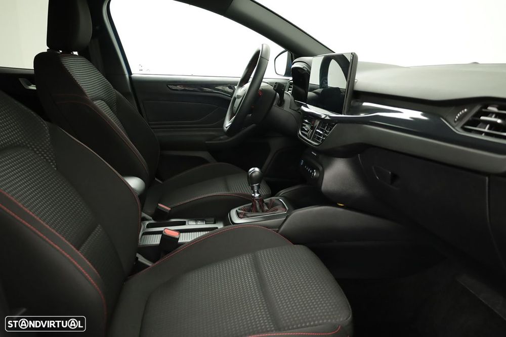 Ford Focus 1.0 EcoBoost MHEV ST-Line - 20