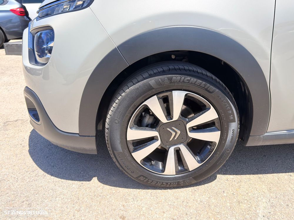 Citroën C3 Pure Tech S&S Shine - 3