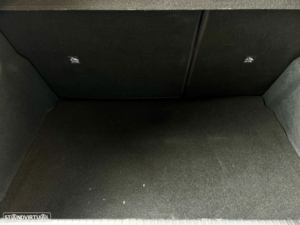 Opel Corsa 1.5 D Elegance - 25