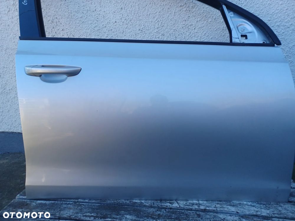 DRZWI PRZEDNIE PRAWE GOLF VI LA7W - 14