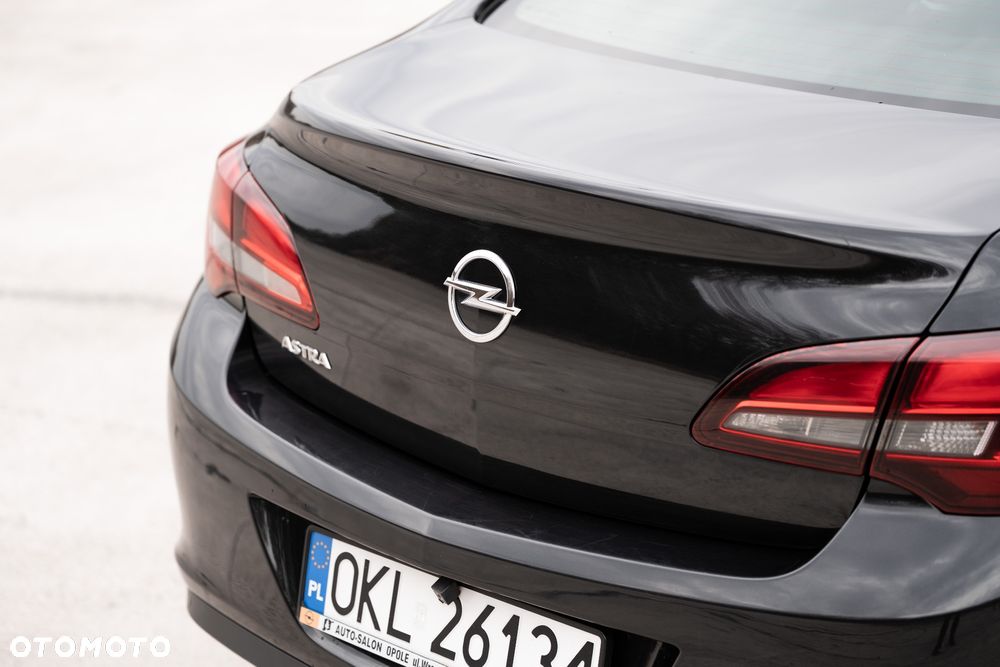 Opel Astra - 16