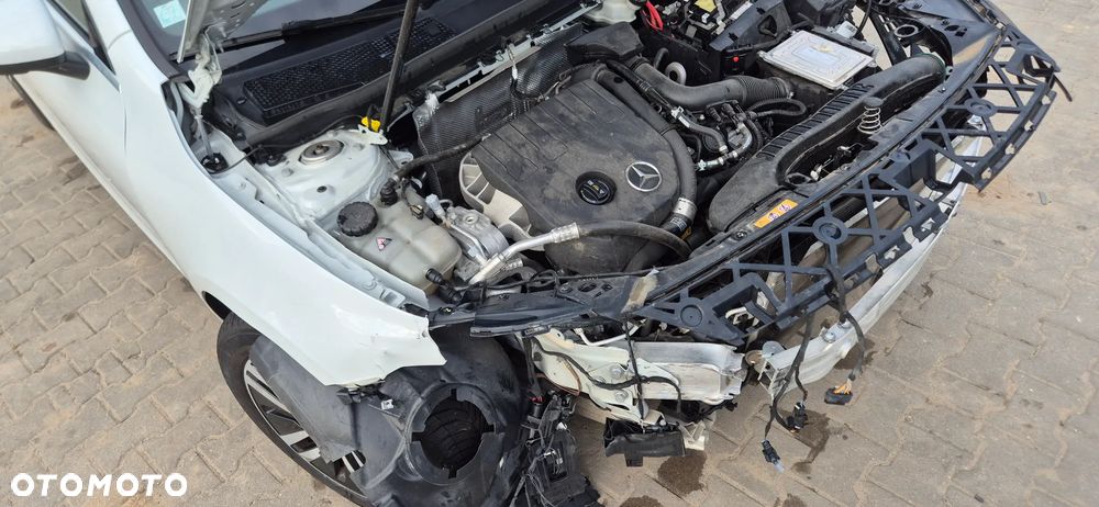 Mercedes-Benz CLA 180 - 19