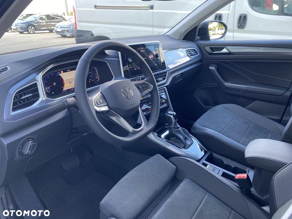 Volkswagen T-Roc - 9