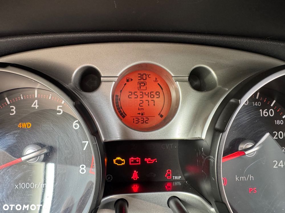 Nissan Qashqai 2.0 4x4 Tekna CVT - 2