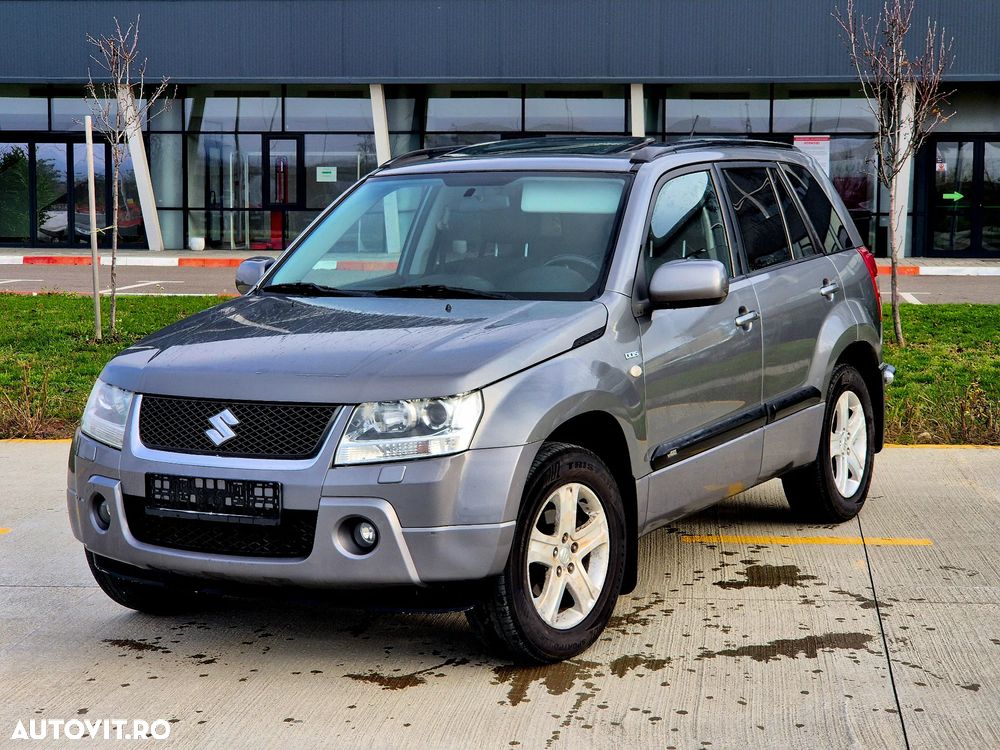 Suzuki Grand Vitara 1.9 DDiS Club DPF Family - 2