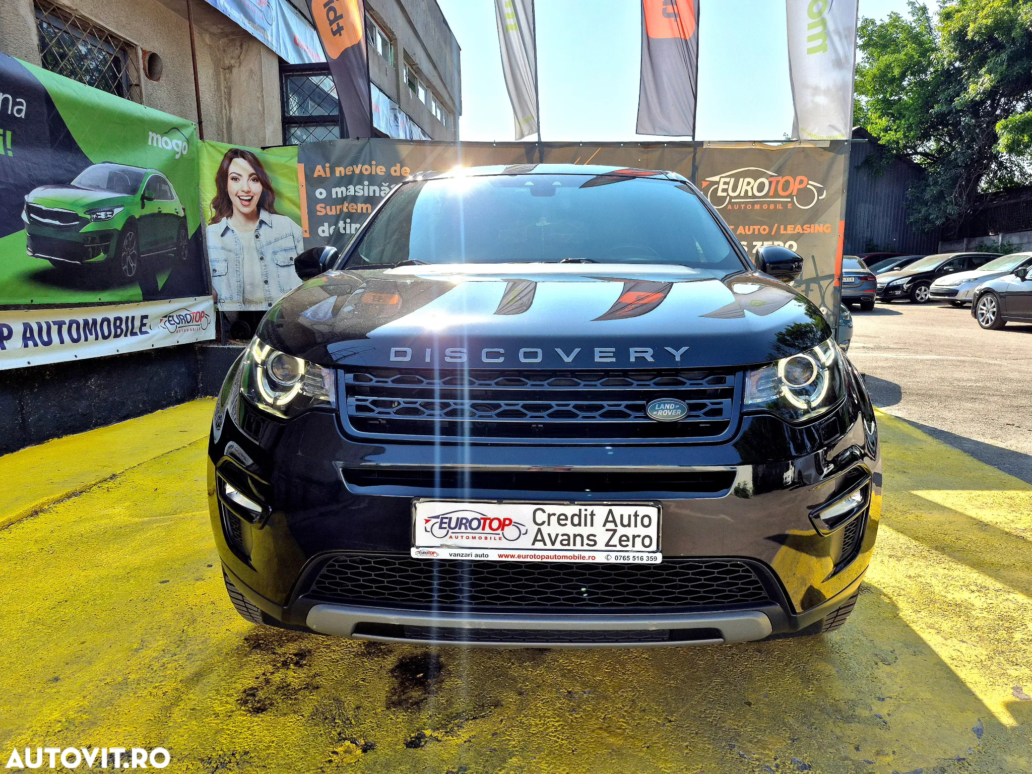 Land Rover Discovery Sport 2.0 D150 R-Dynamic MHEV - 2