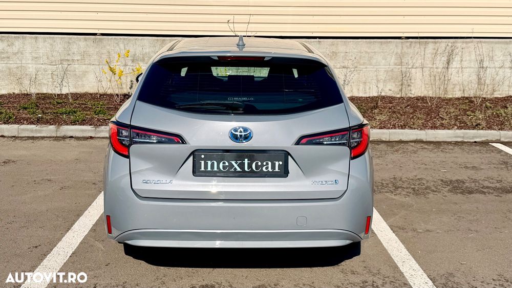 Toyota Corolla 1.8 HSD Business - 6