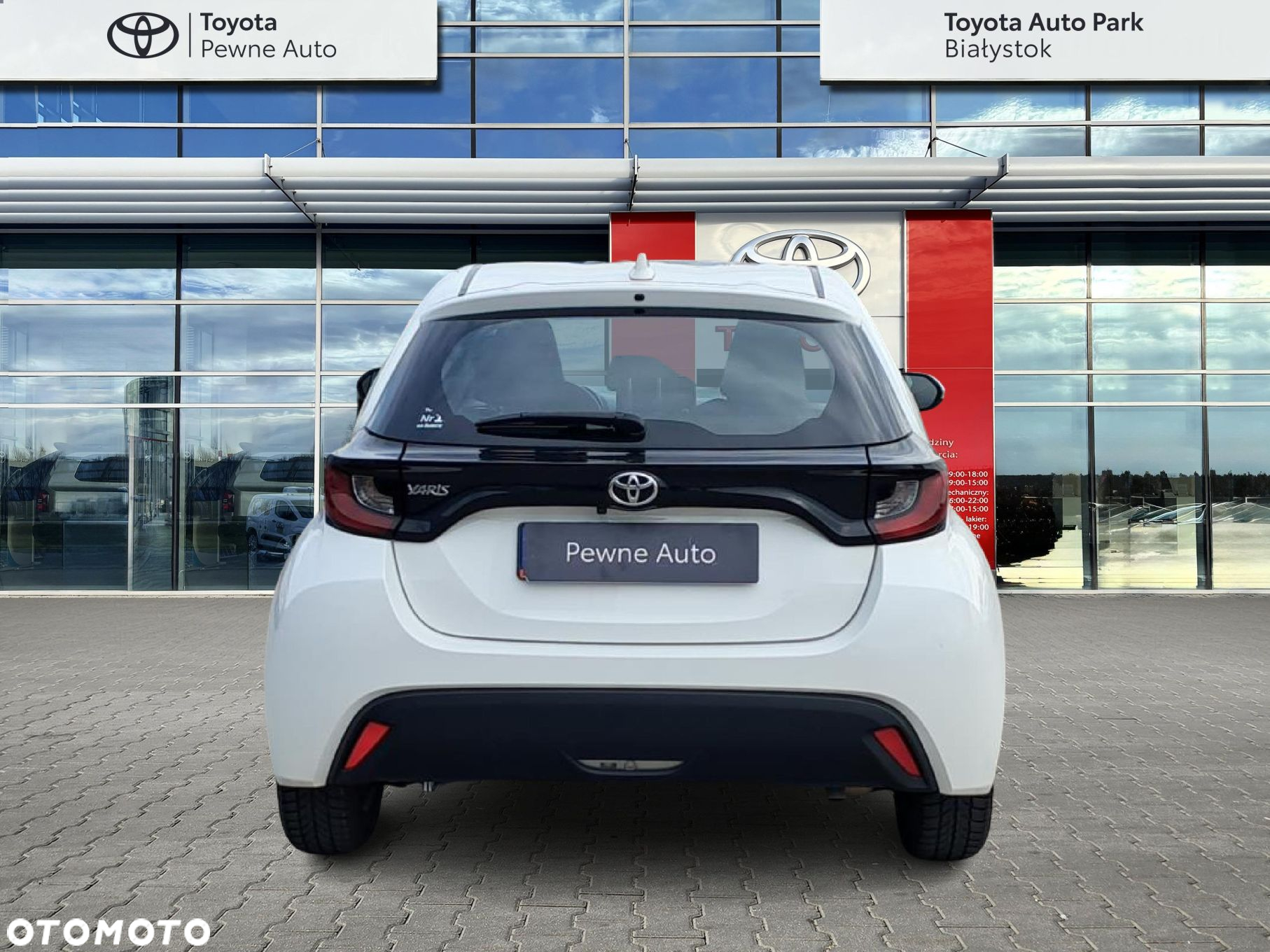 Toyota Yaris - 4