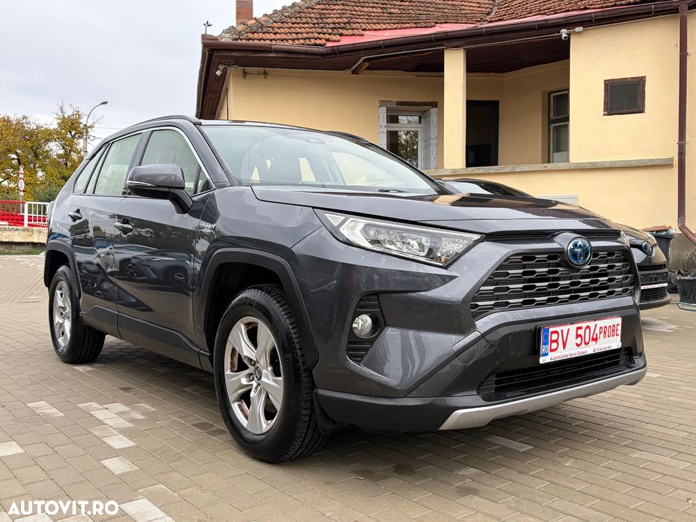 Toyota RAV4 - 12