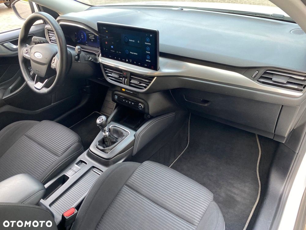 Ford Focus - 16