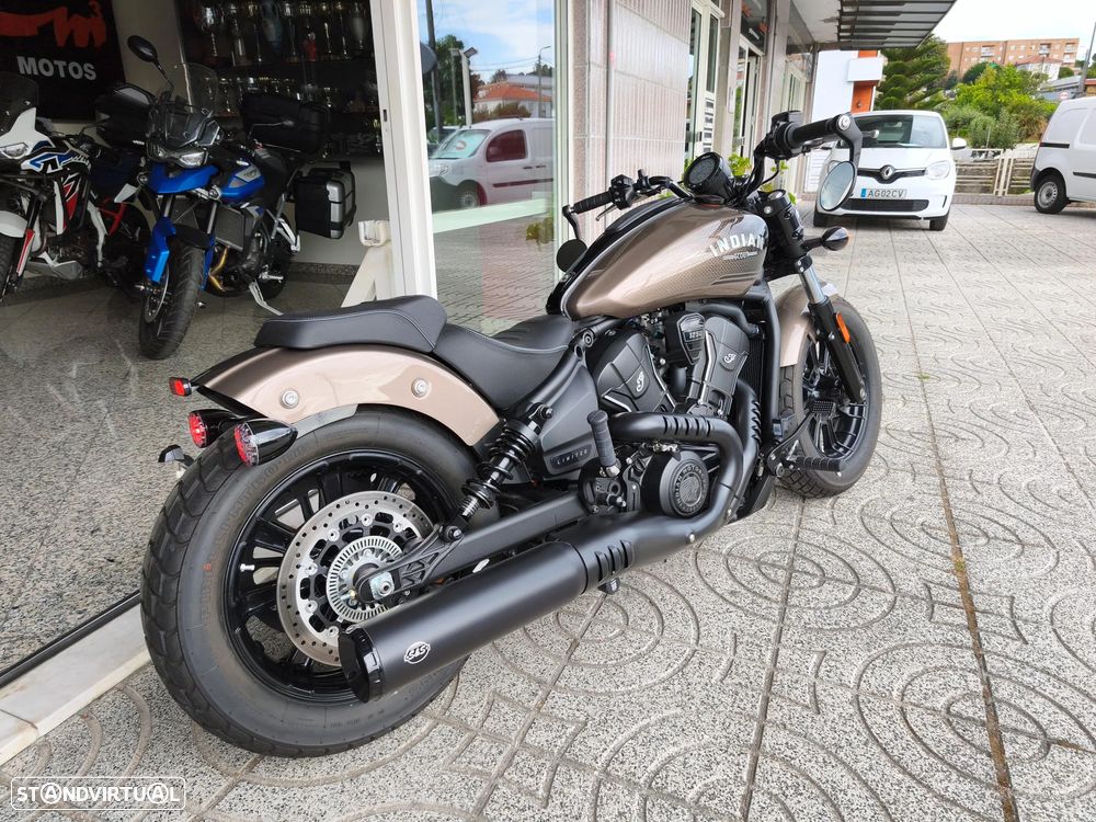 Indian Scout Bobber Limited Tech - 3