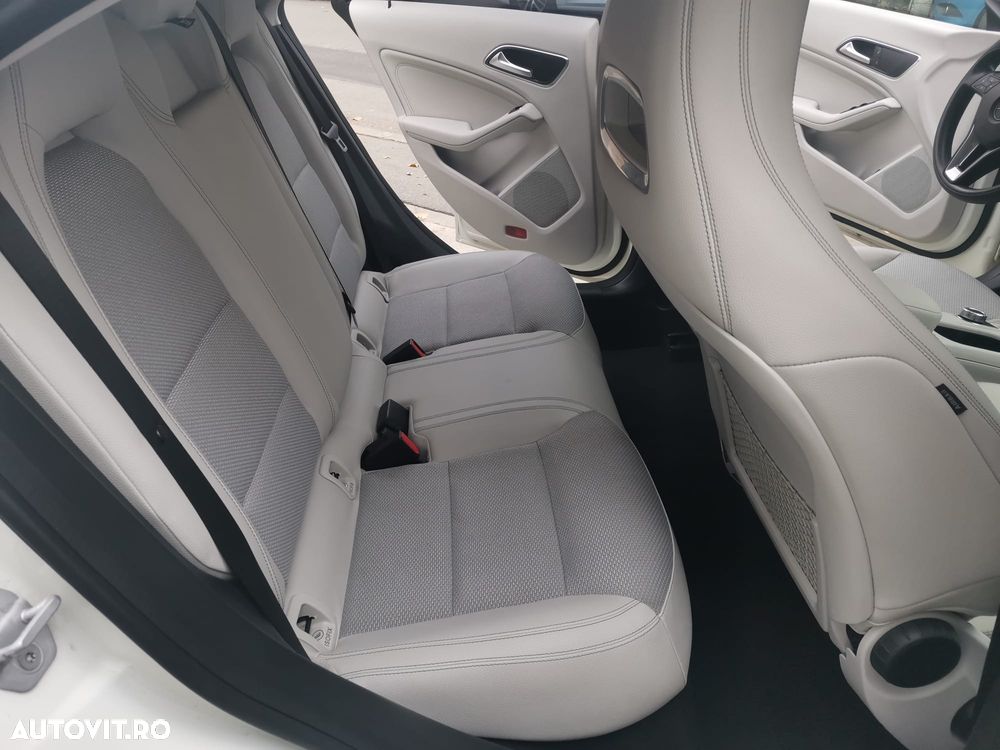 Mercedes-Benz CLA 180 - 15