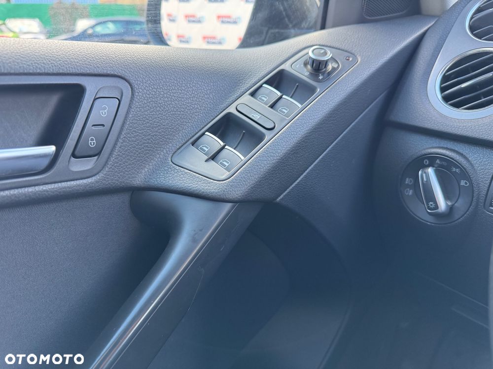 Volkswagen Tiguan 2.0 TDI DPF 4Motion Sport & Style - 26