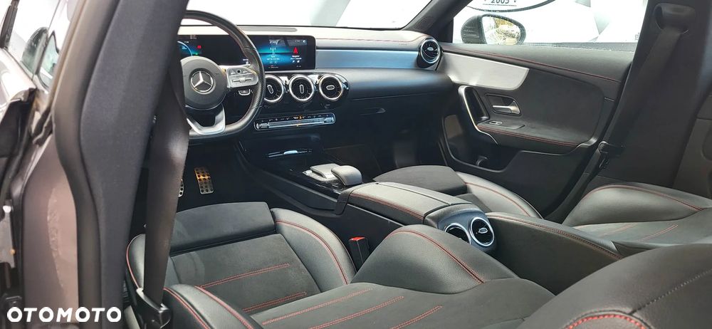Mercedes-Benz CLA 180 d AMG Line - 15
