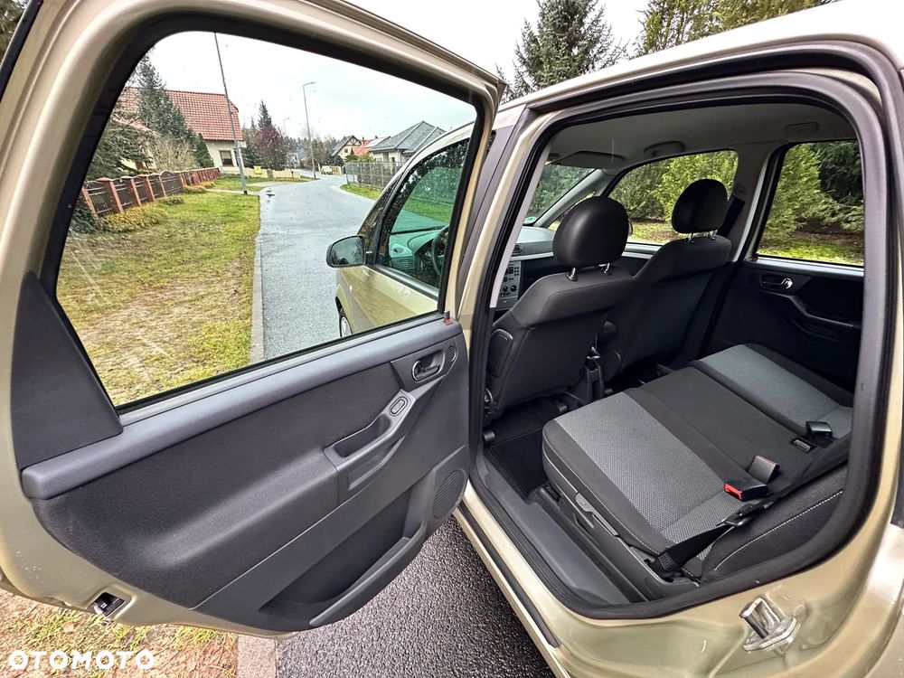 Opel Meriva 1.6 16V Cosmo - 31