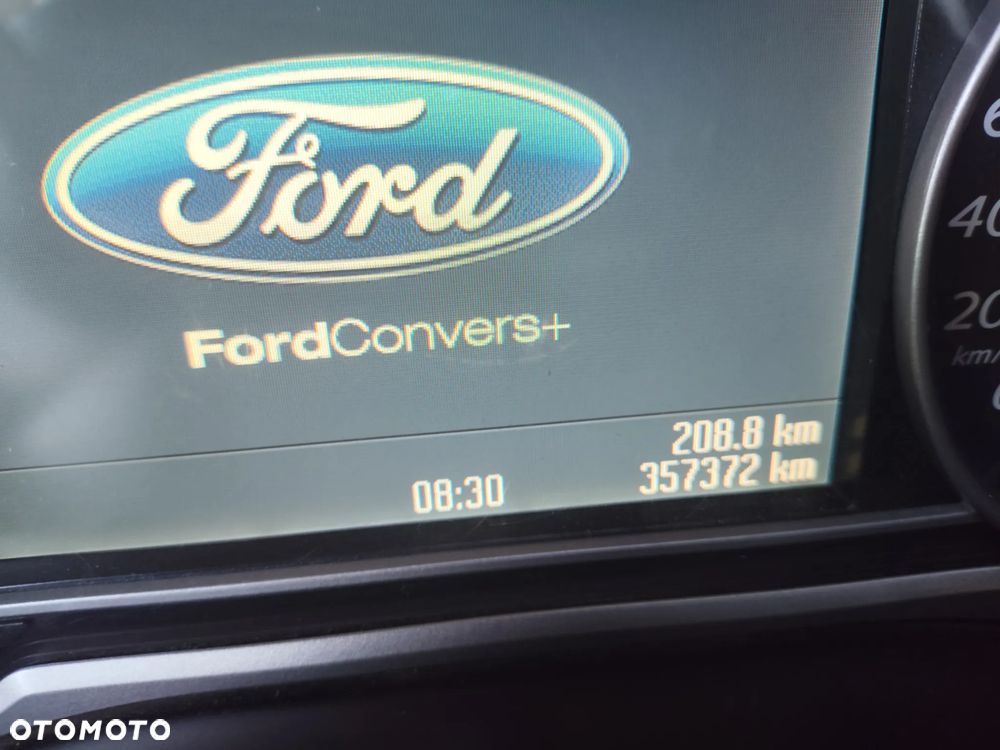 Ford S-Max 2.2 TDCi DPF Titanium - 4