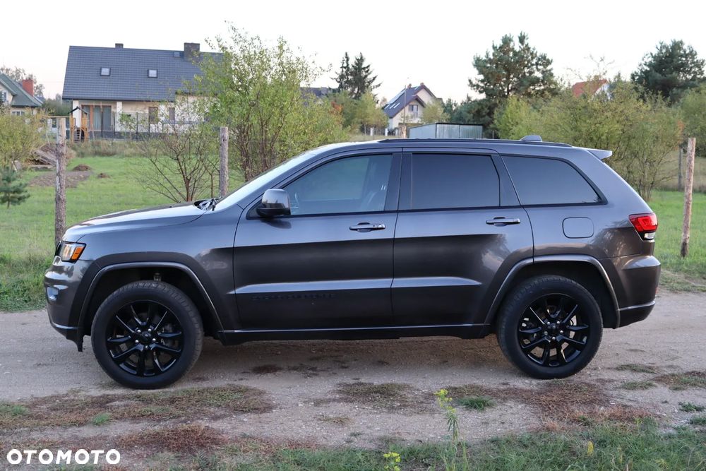 Jeep Grand Cherokee - 5