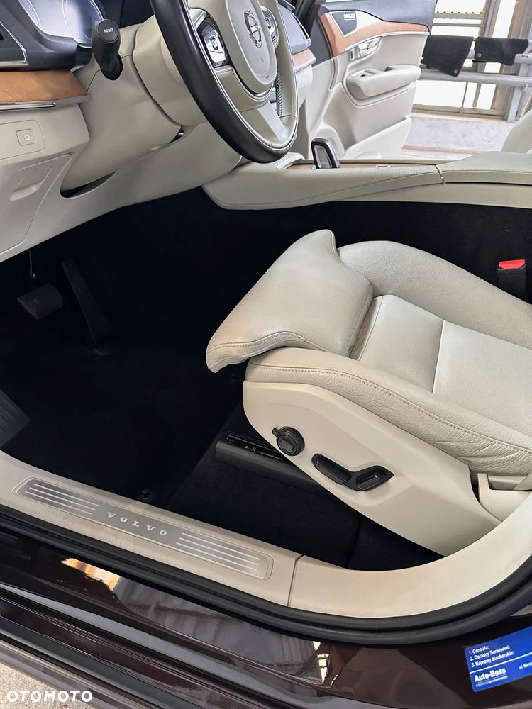 Volvo XC 90 ver-b5-d-awd-momentum-pro - 8