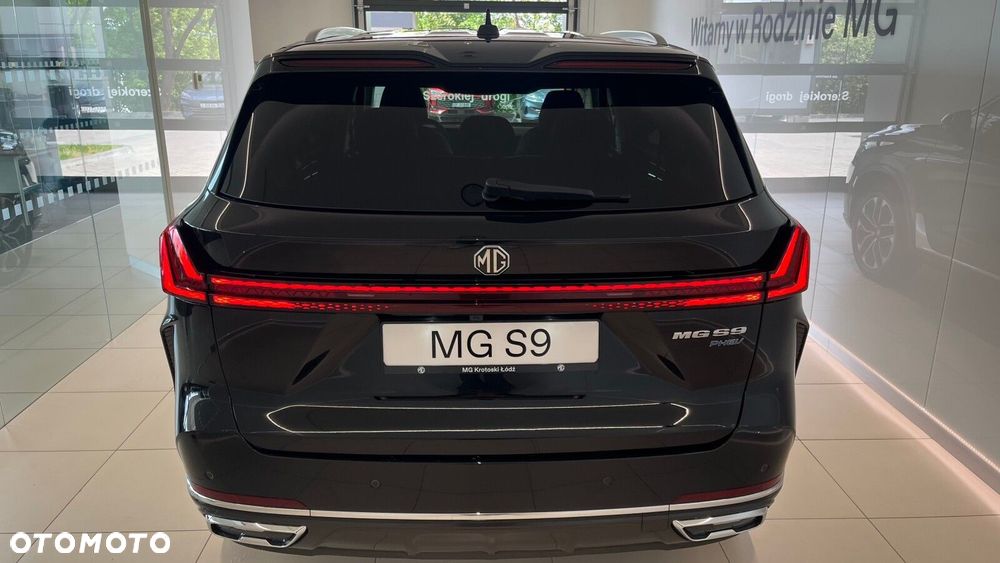 MG S9 - 18