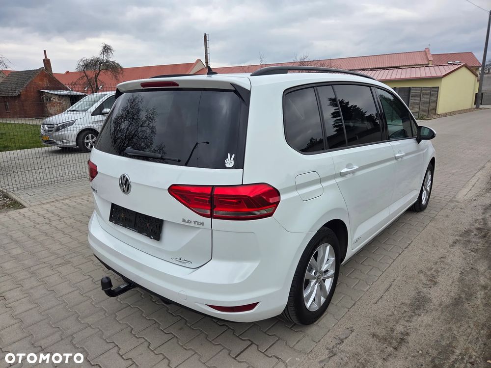 Volkswagen Touran 2.0 TDI SCR Comfortline - 4
