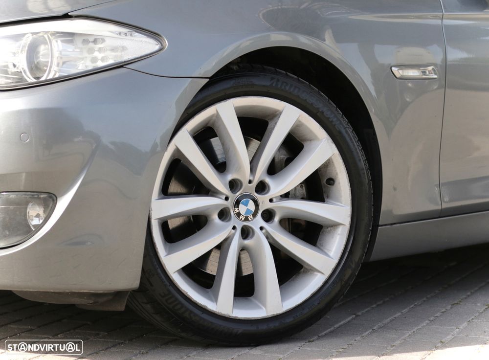 BMW 530 d Auto - 11
