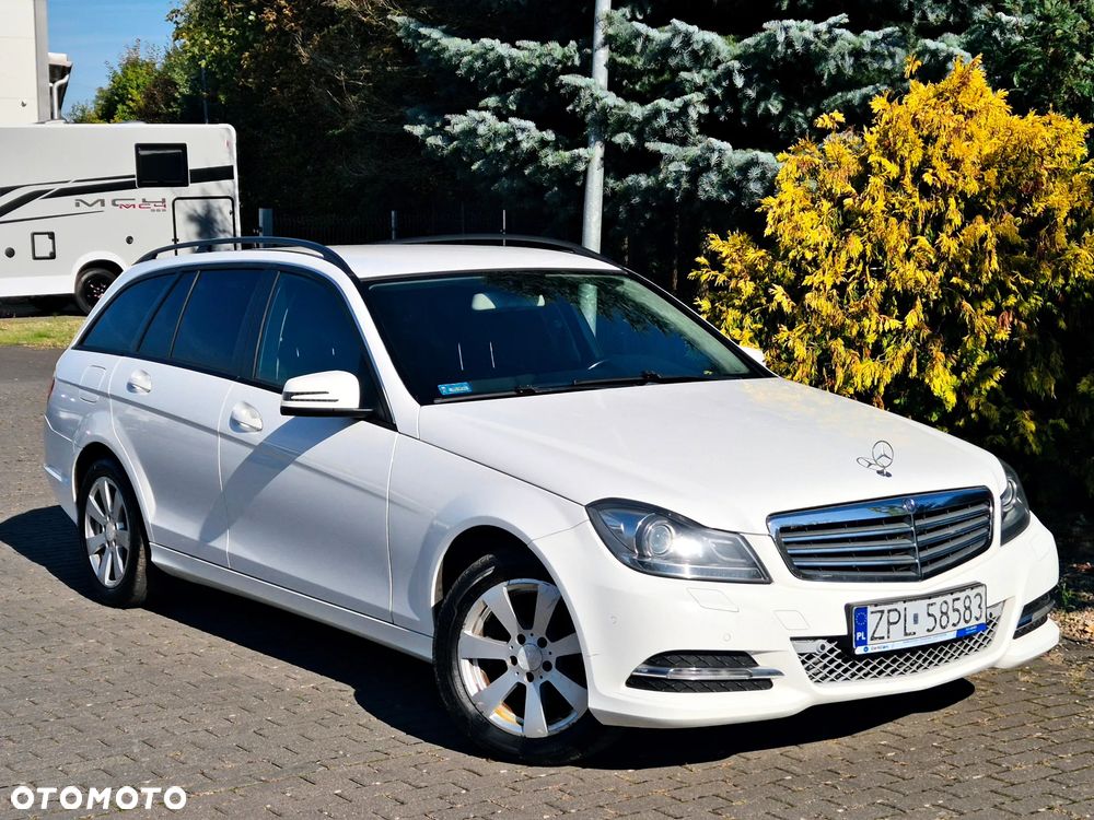 Mercedes-Benz Klasa C 180 (BlueEFFICIENCY) 7G-TRONIC Elegance - 7