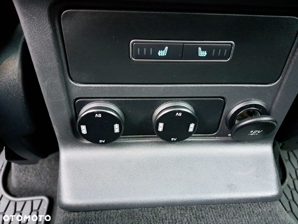 Jaguar F-Pace 2.0 i4P AWD R-Sport - 17