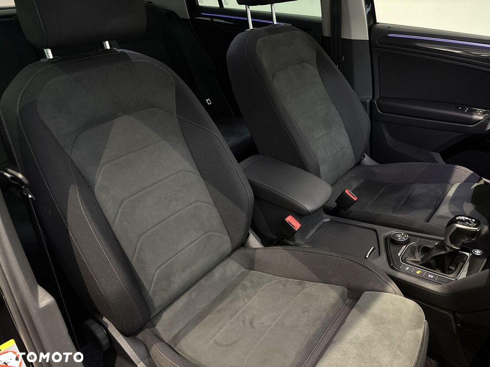 Volkswagen Tiguan 2.0 TDI SCR 4Mot Elegance DSG - 27