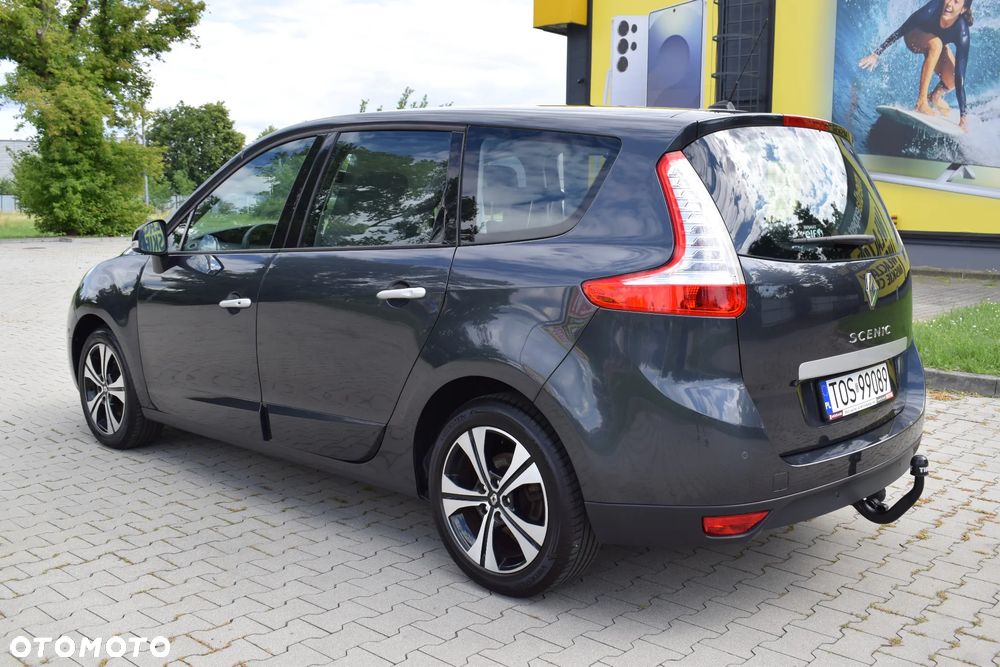 Renault Grand Scenic 2.0 16V 140 CVT Bose Edition - 9