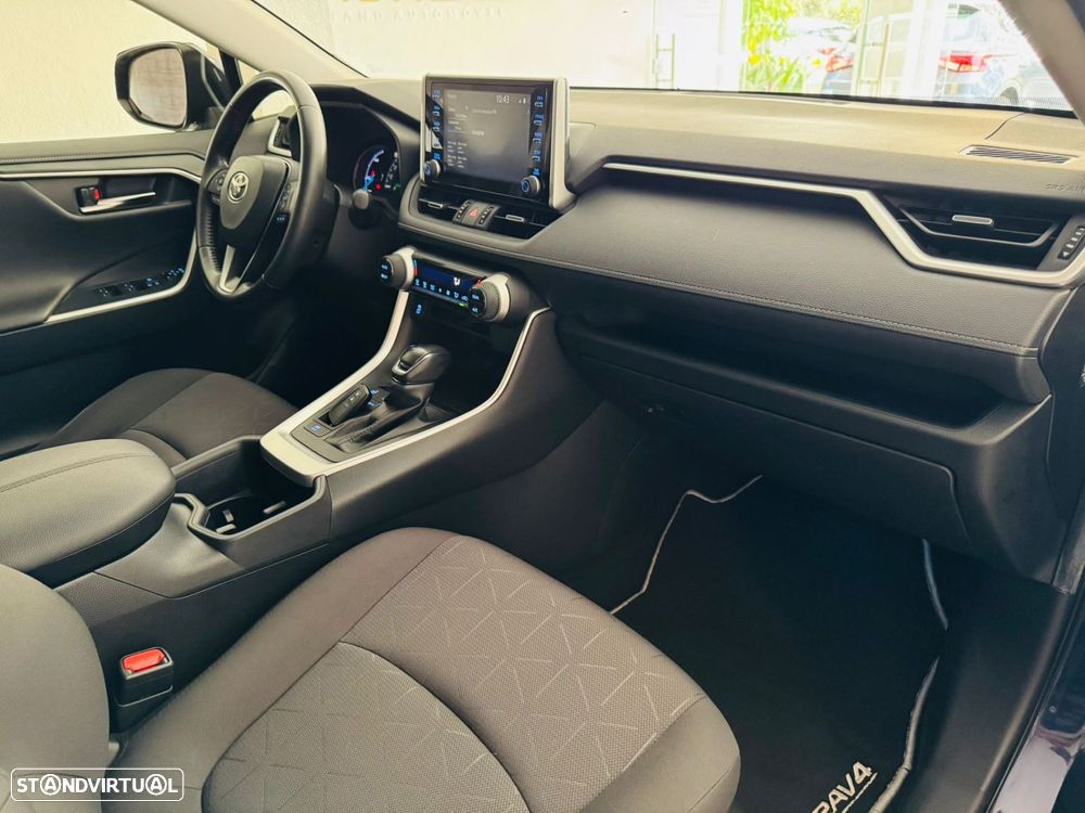 Toyota RAV4 2.5 HDF Comfort - 9