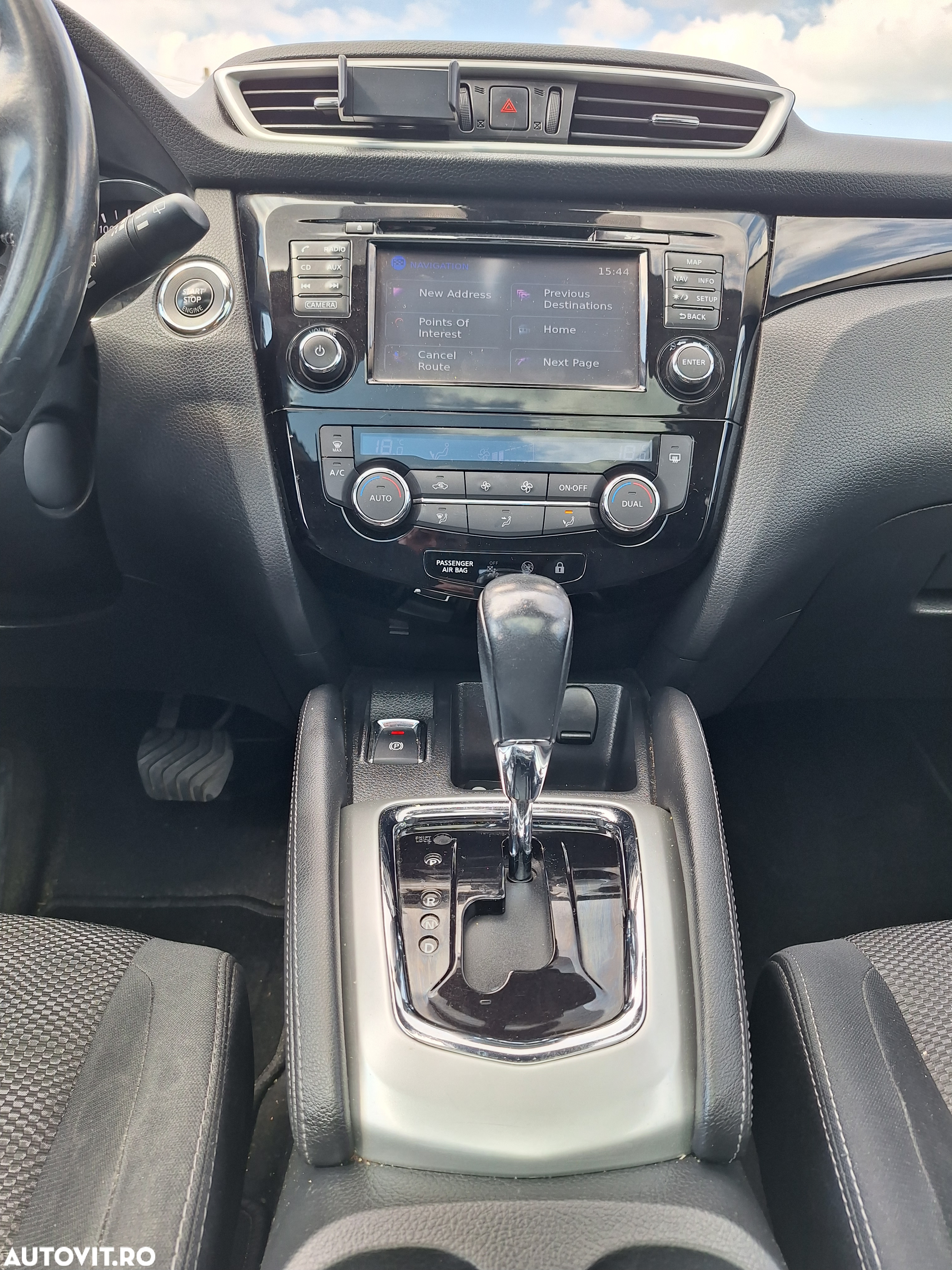Nissan Qashqai 1.2 DIG-T Start/Stop X-TRONIC Tekna - 17