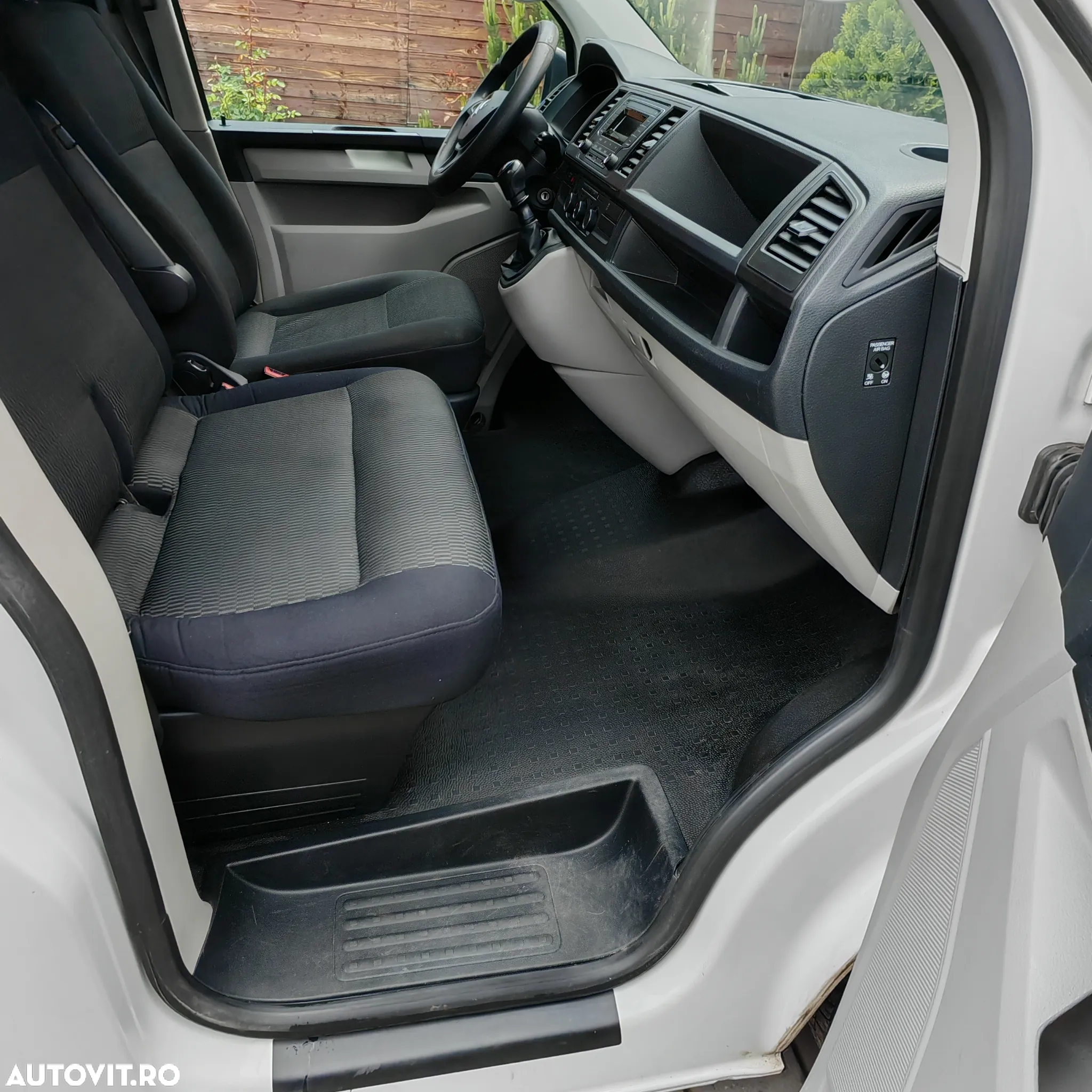 Volkswagen Transporter - 15