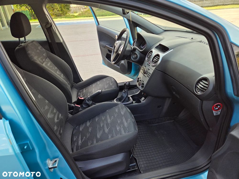 Opel Corsa 1.4 16V Satellite - 13
