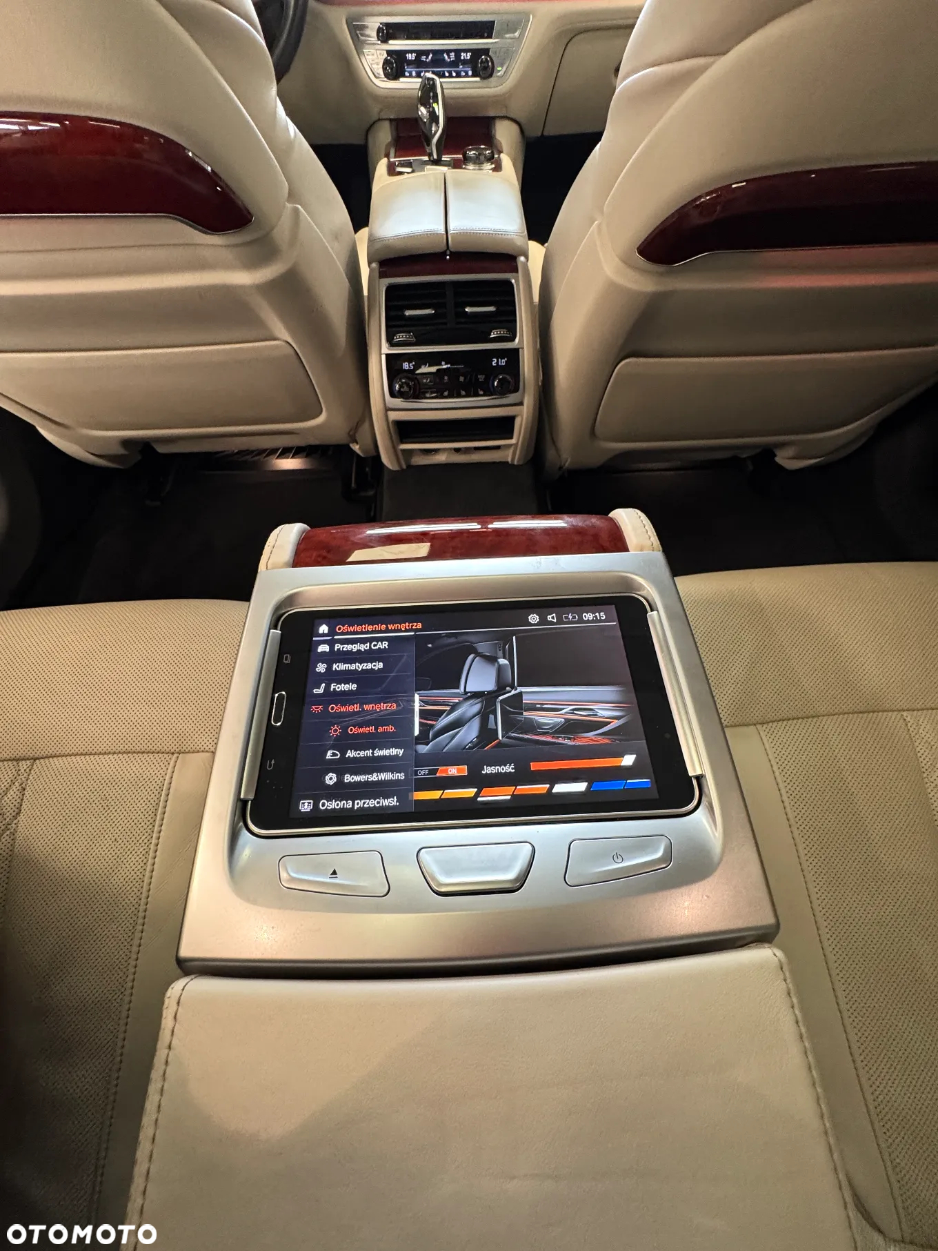 BMW-ALPINA B7 Biturbo - 28