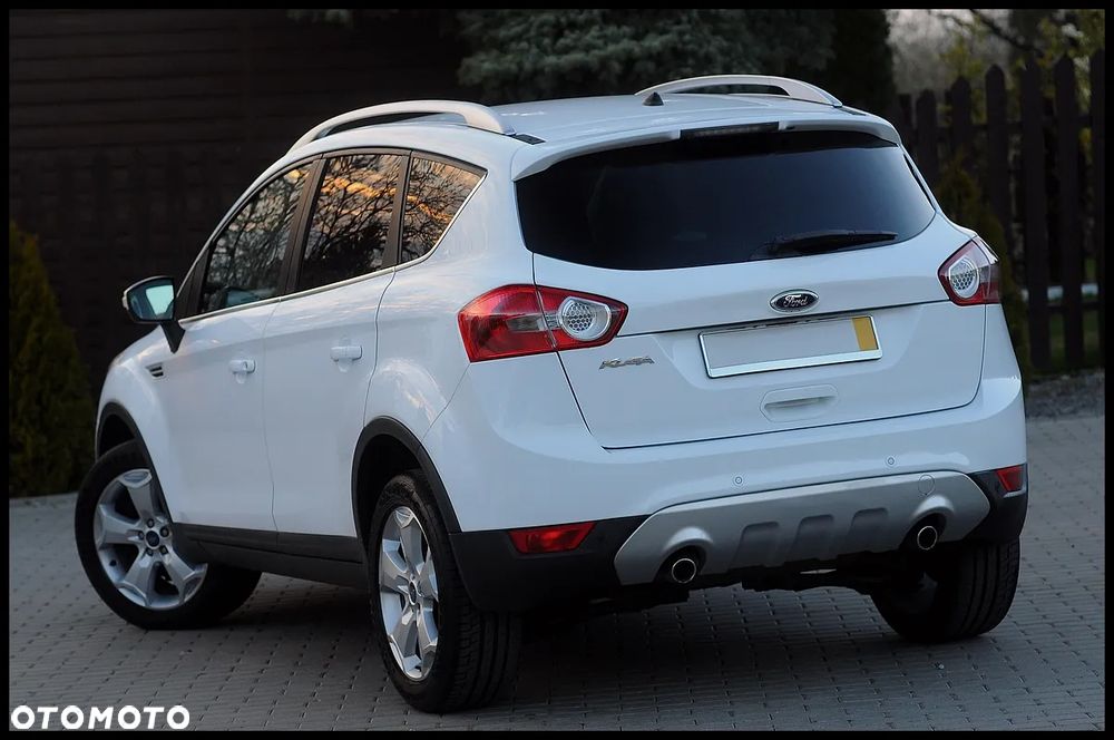 Ford Kuga 2.0 TDCi Titanium - 4