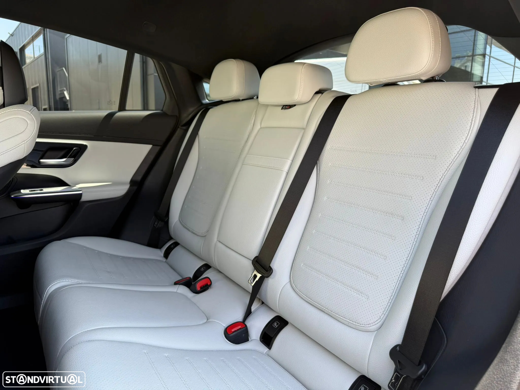 Mercedes-Benz GLC 300 Coupe de 4Matic - 21