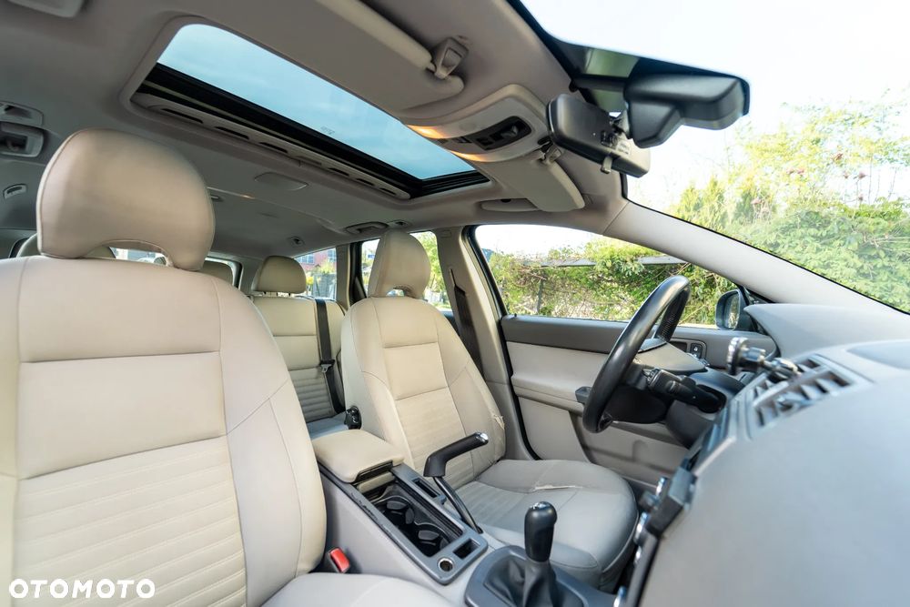 Volvo V50 1.6D DPF Momentum - 1