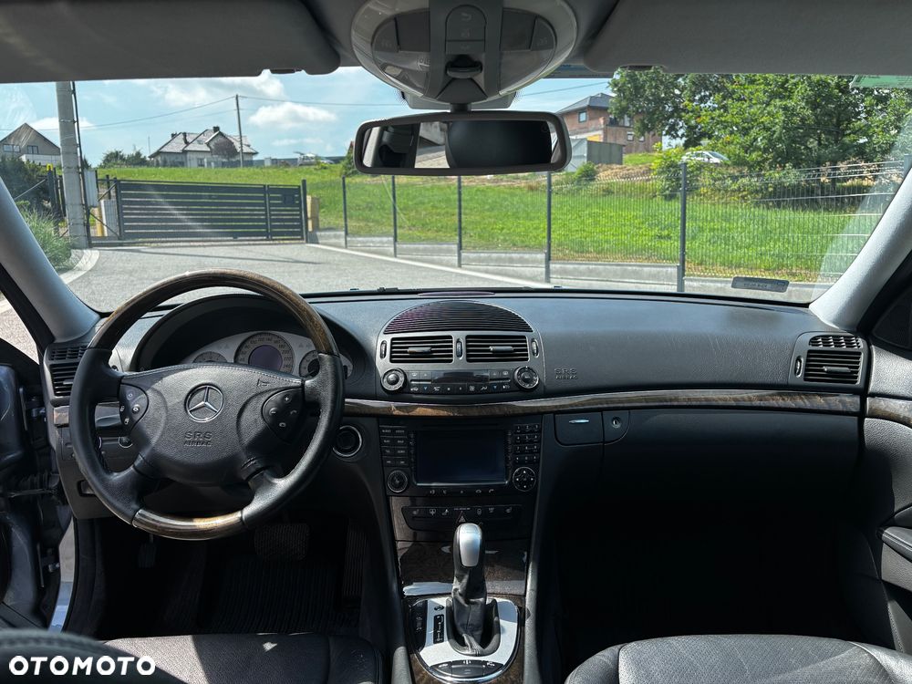 Mercedes-Benz Klasa E 500 7G-TRONIC Avantgarde - 9