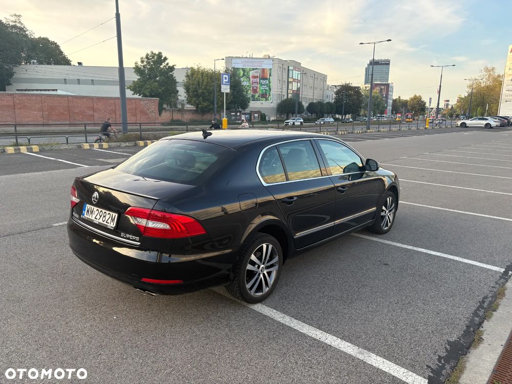 Skoda Superb 2.0 TSI Elegance DSG - 11