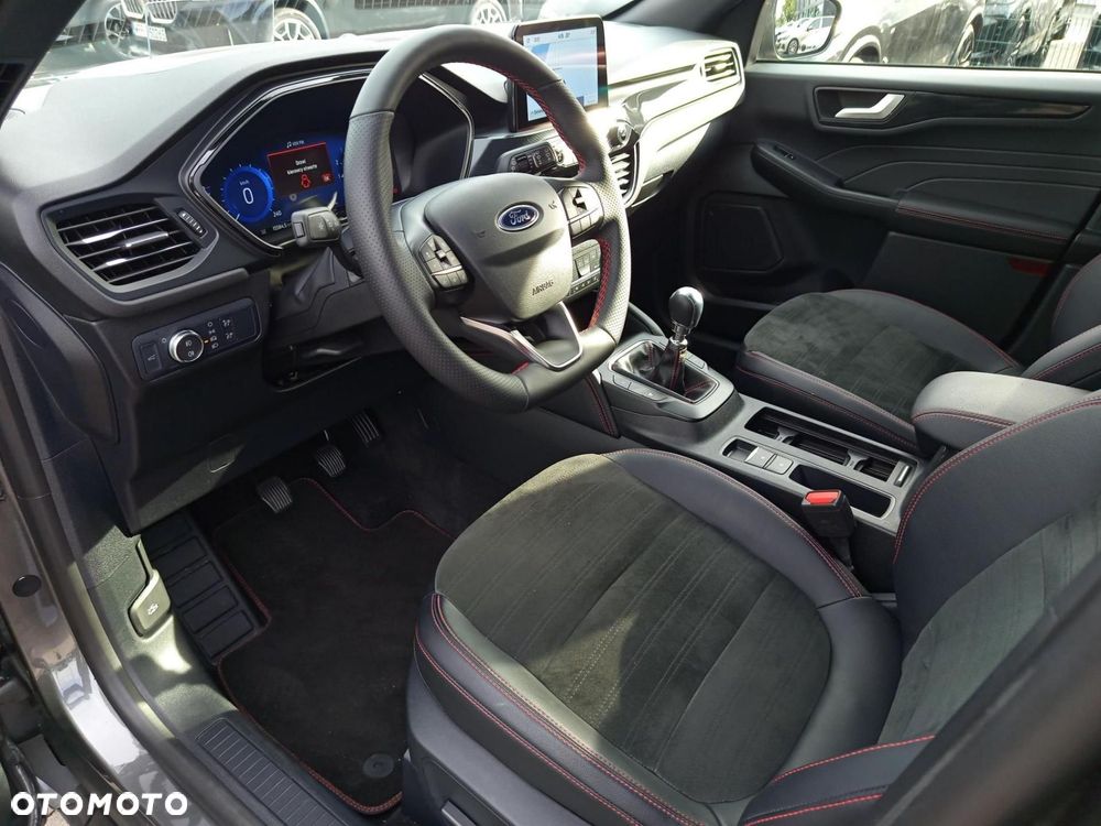 Ford Kuga - 2