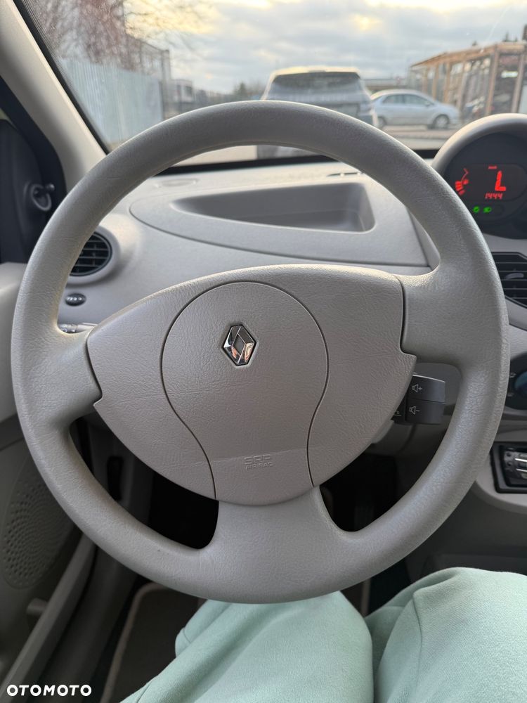 Renault Twingo 1.2 16V Dynamique - 12