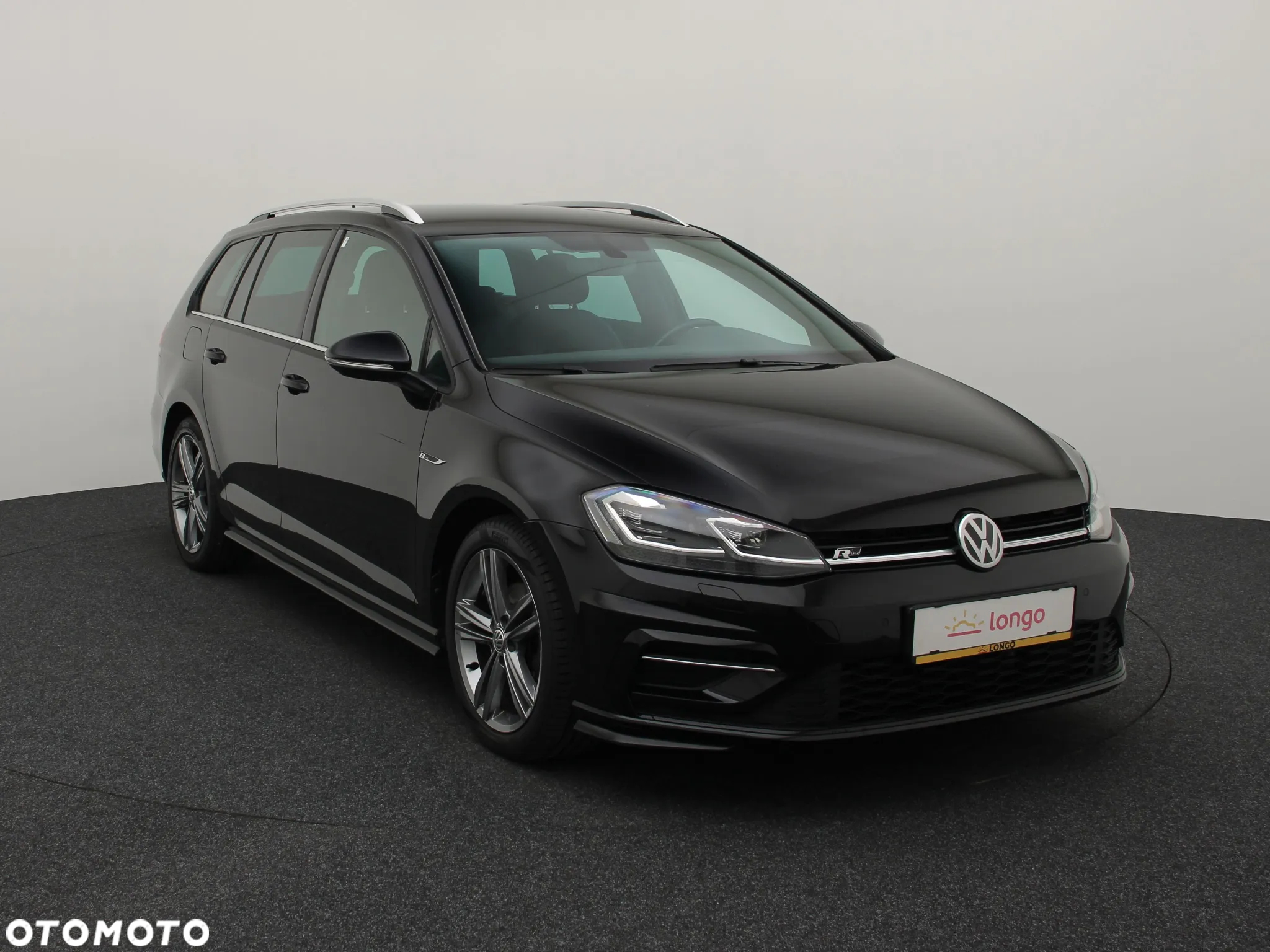 Volkswagen Golf 1.5 eTSI OPF DSG R-Line - 12