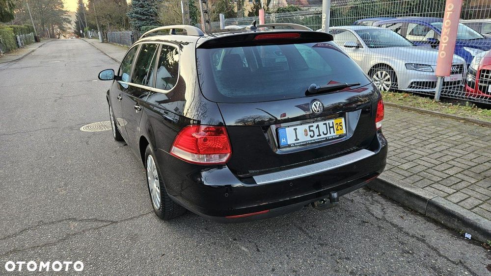 Volkswagen Golf 2.0 TDI DPF Highline - 10