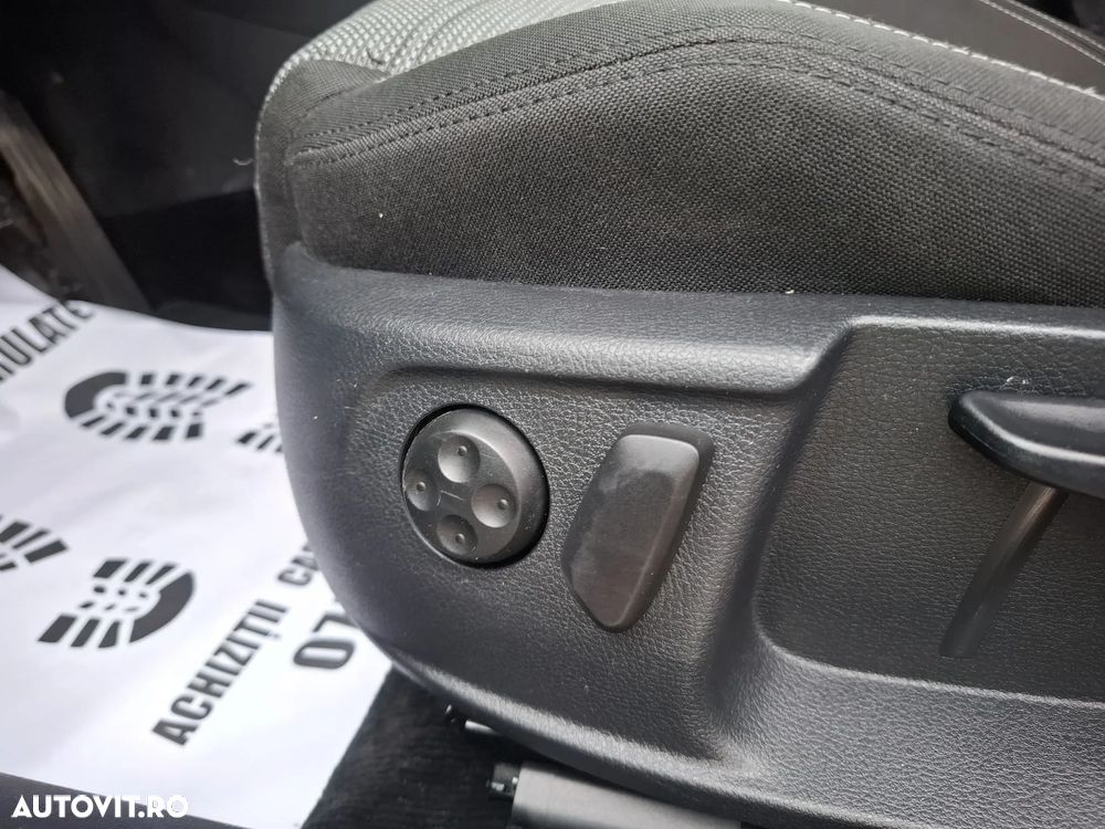 Volkswagen Passat CC 2.0 TDI BlueMotion Technology DSG - 11