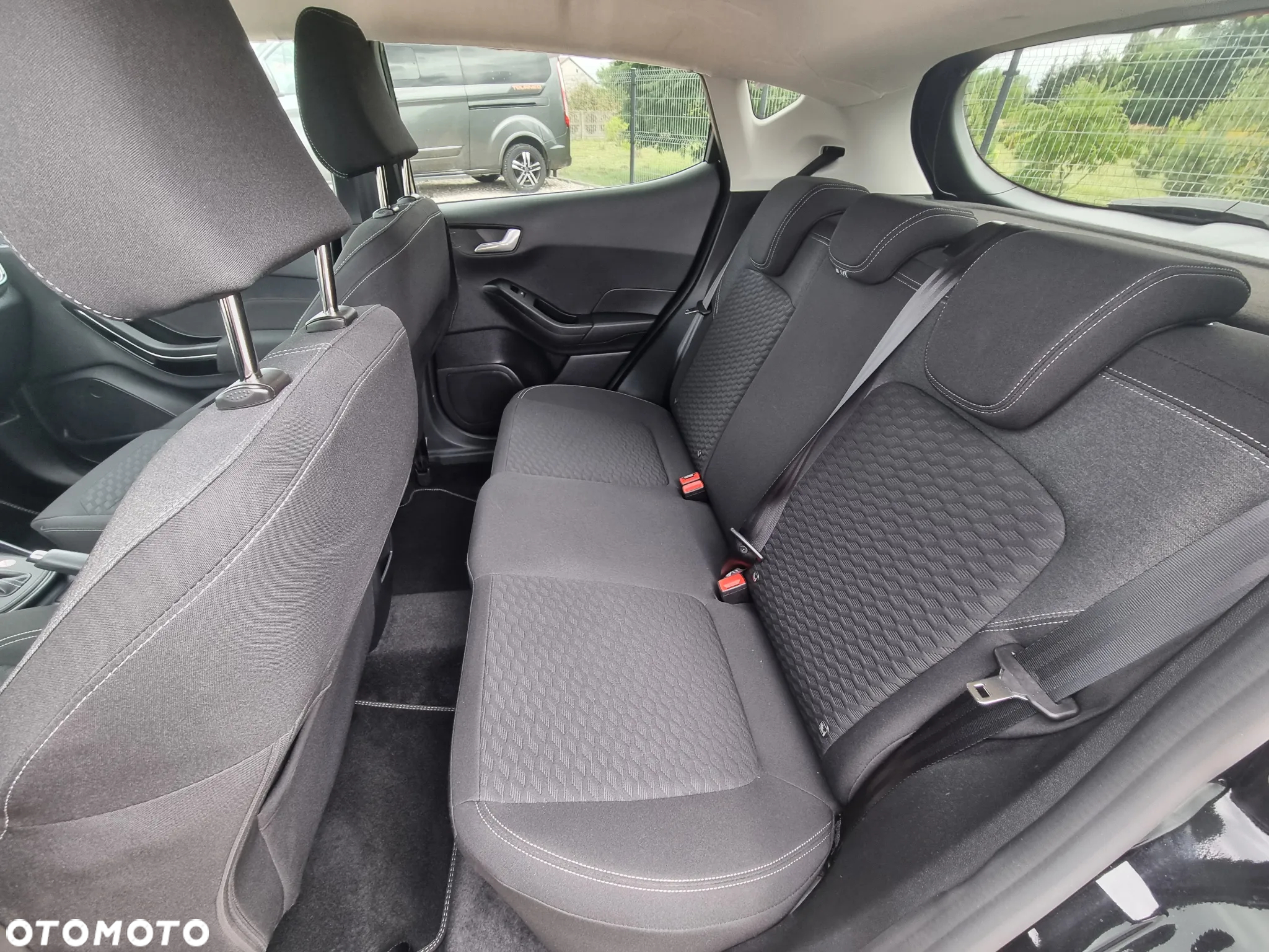 Ford Fiesta 1.0 EcoBoost Hybrid S&S TITANIUM - 9
